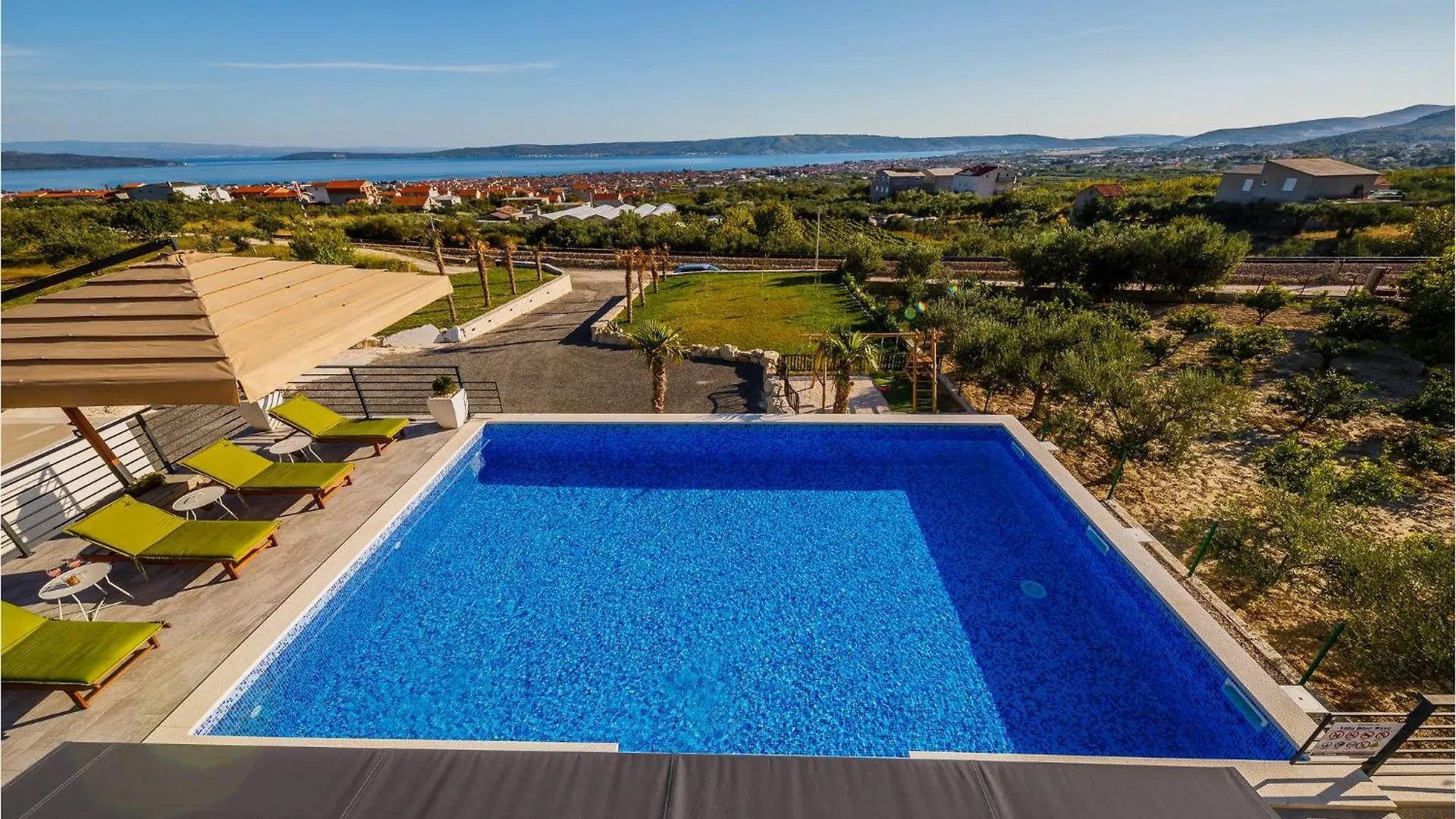 Σπίτι διακοπών Nice Home In Kastel Stari With Jacuzzi