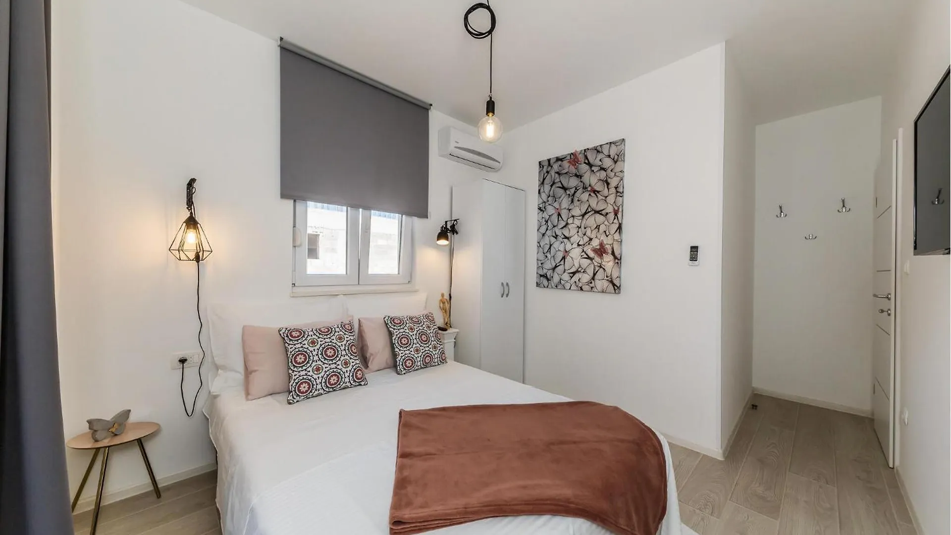Nice Home In Kastel Stari With Jacuzzi 0*,  Κροατία